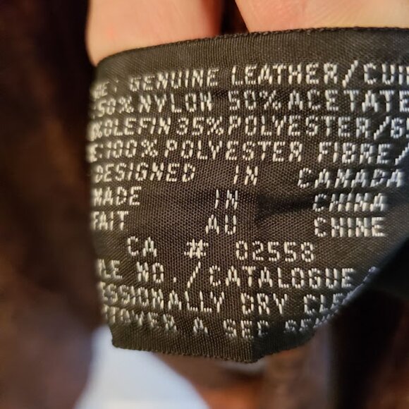 Vintage Danier Leather Hooded Jacket with Thinsulate Thermal Lining in Size S - Picture 9 of 11